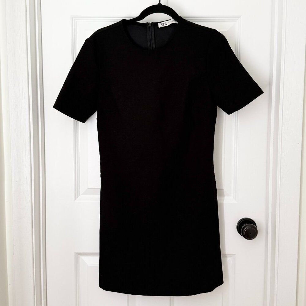 Women ZARA Crew Neck Business Casual Mini Dress in Black Size Medium